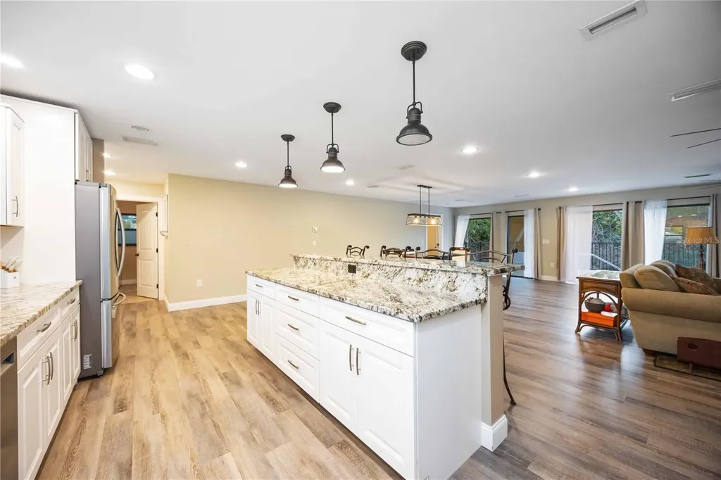 635 Tropical Circle Sarasota FL 34242