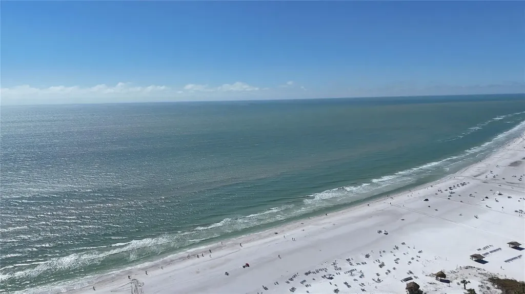 635 Tropical Circle Sarasota FL 34242