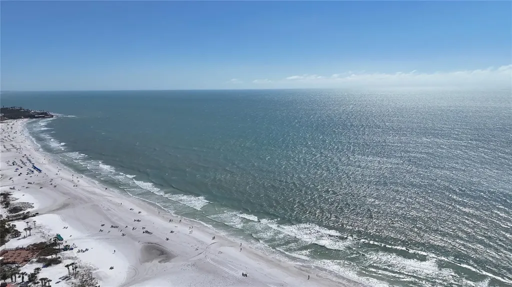 635 Tropical Circle Sarasota FL 34242