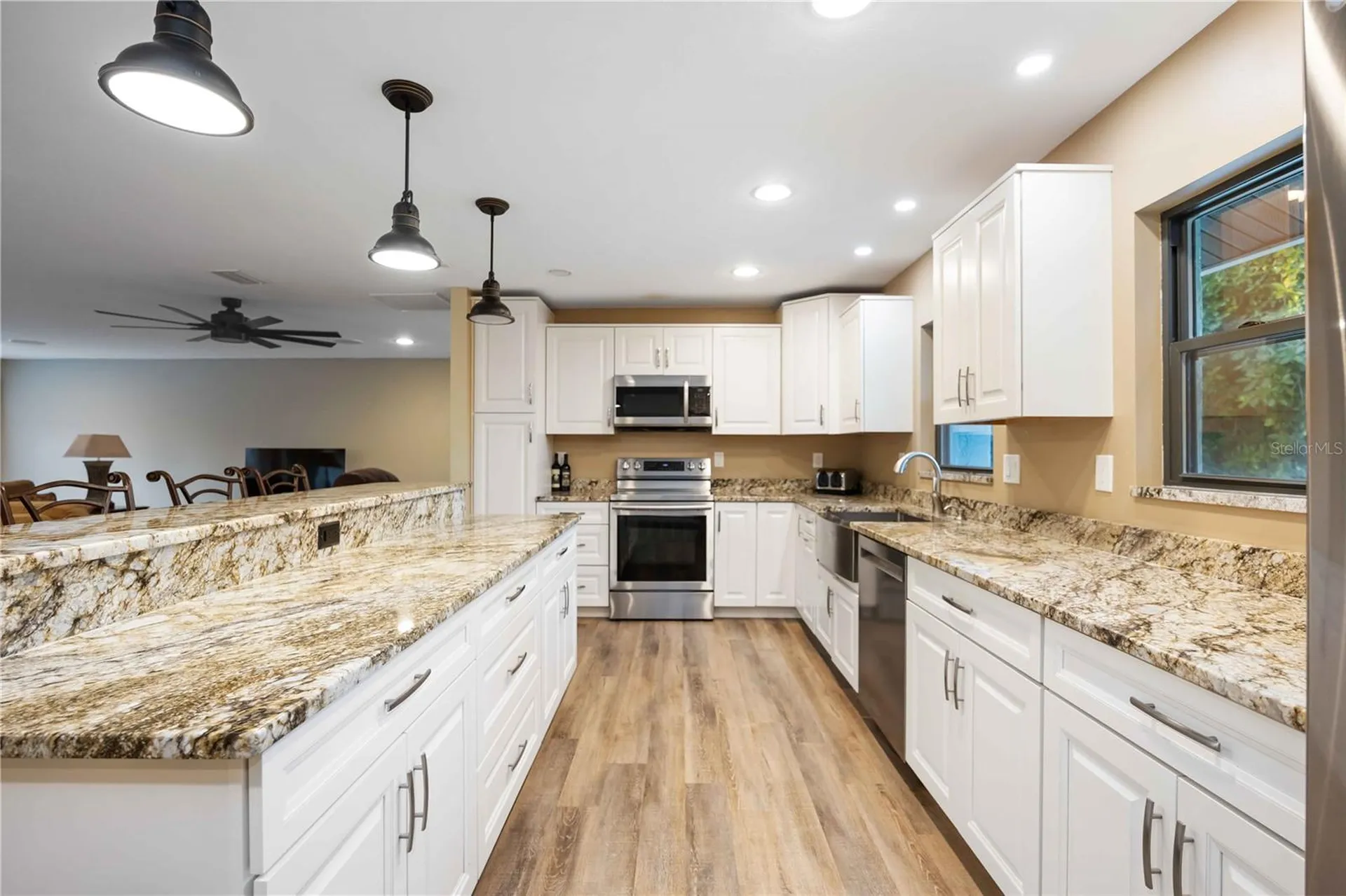 635 Tropical Circle Sarasota FL 34242