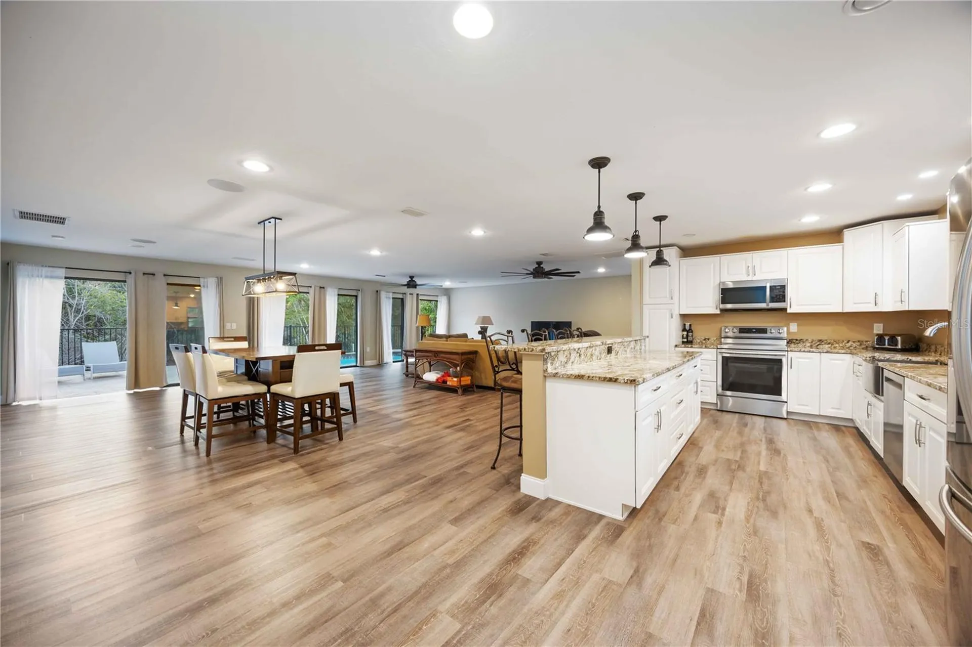 635 Tropical Circle Sarasota FL 34242