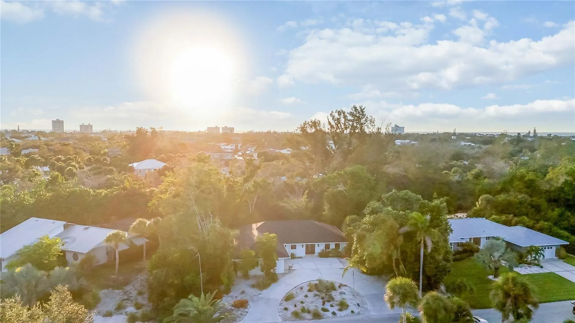 635 Tropical Circle Sarasota FL 34242