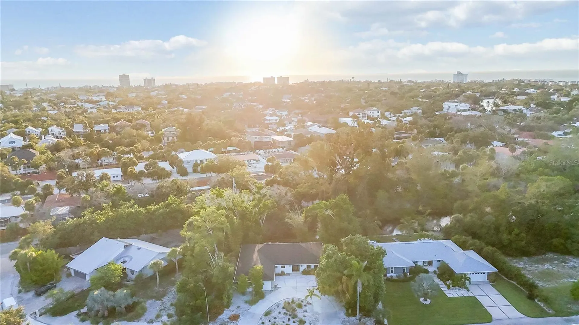 635 Tropical Circle Sarasota FL 34242