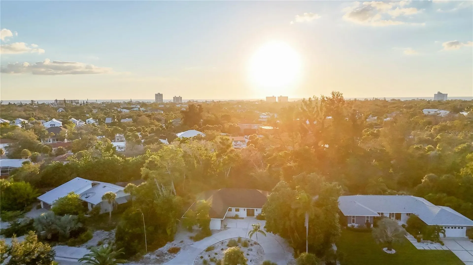 635 Tropical Circle Sarasota FL 34242