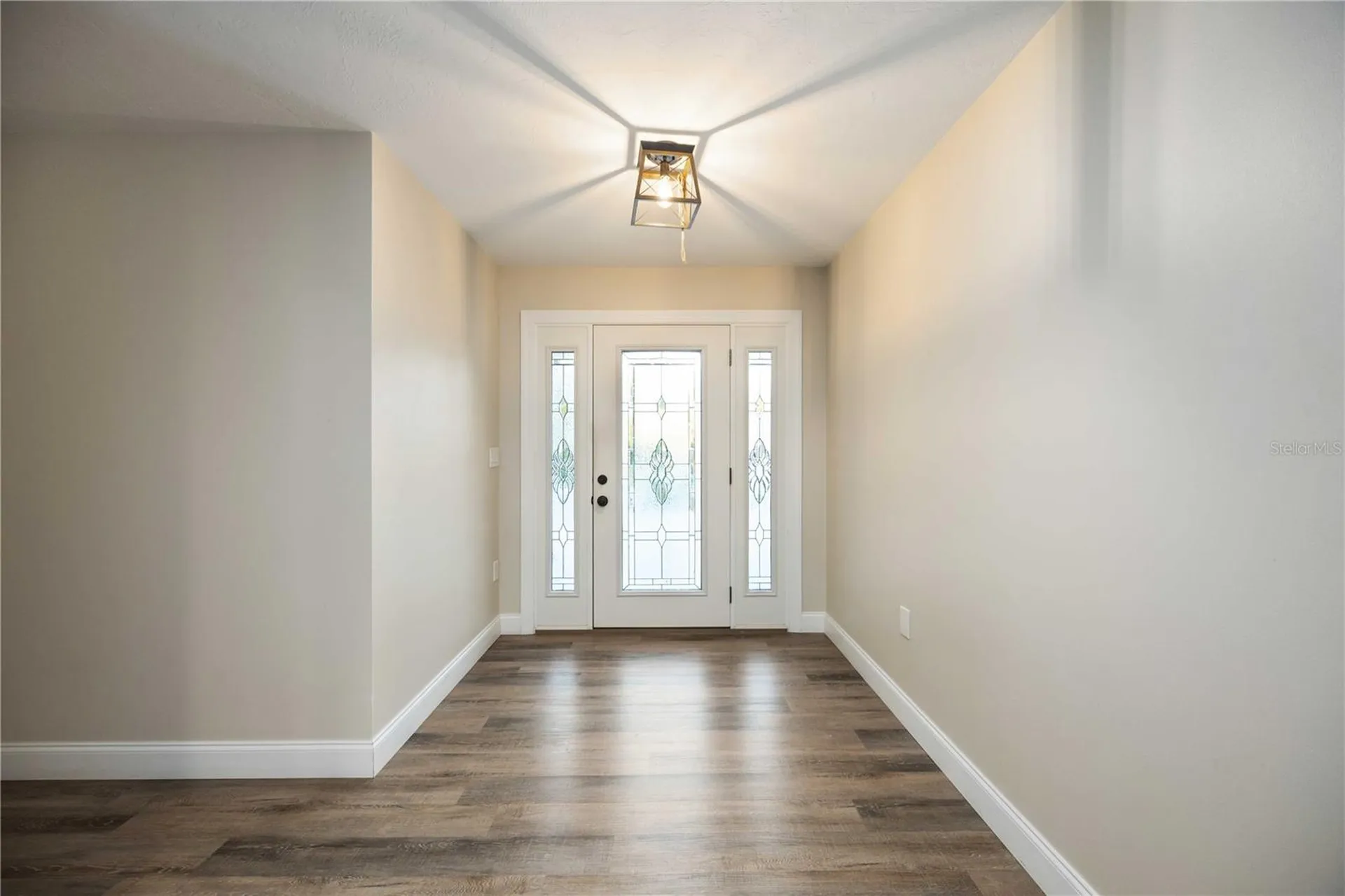 635 Tropical Circle Sarasota FL 34242