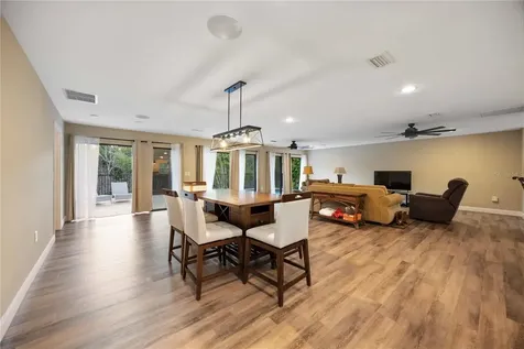 635 Tropical Circle Sarasota FL 34242