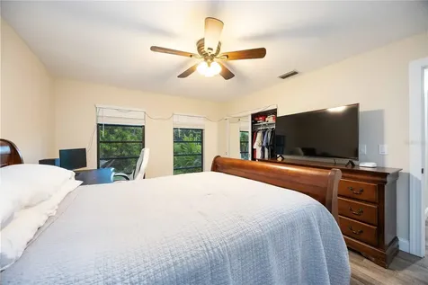 635 Tropical Circle Sarasota FL 34242