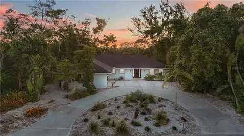 635 Tropical Circle Sarasota FL 34242