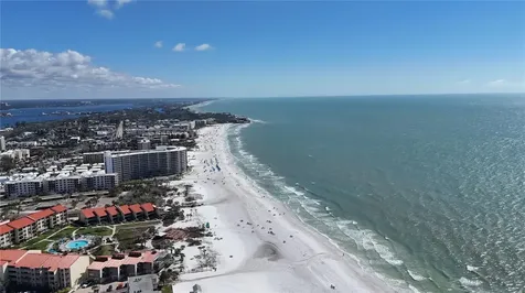 635 Tropical Circle Sarasota FL 34242