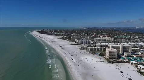 635 Tropical Circle Sarasota FL 34242
