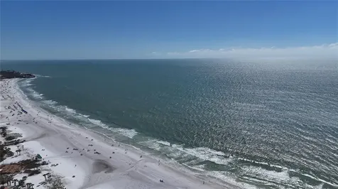 635 Tropical Circle Sarasota FL 34242