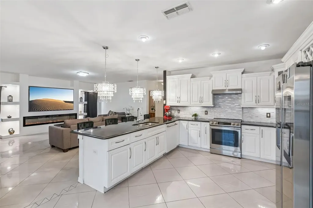 4547 Ficus Tree Road Kissimmee FL 34758