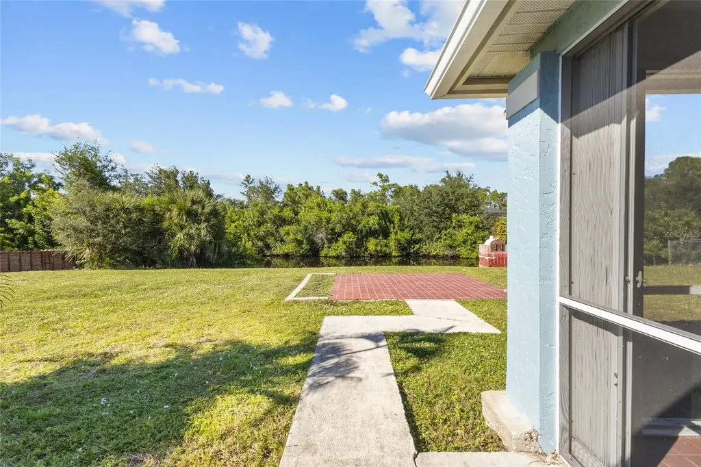 13384 Darnell Avenue Port Charlotte FL 33981