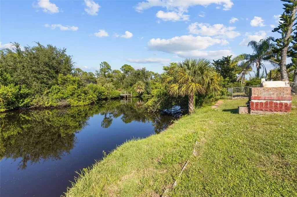 13384 Darnell Avenue Port Charlotte FL 33981