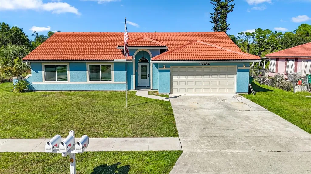 13384 Darnell Avenue Port Charlotte FL 33981