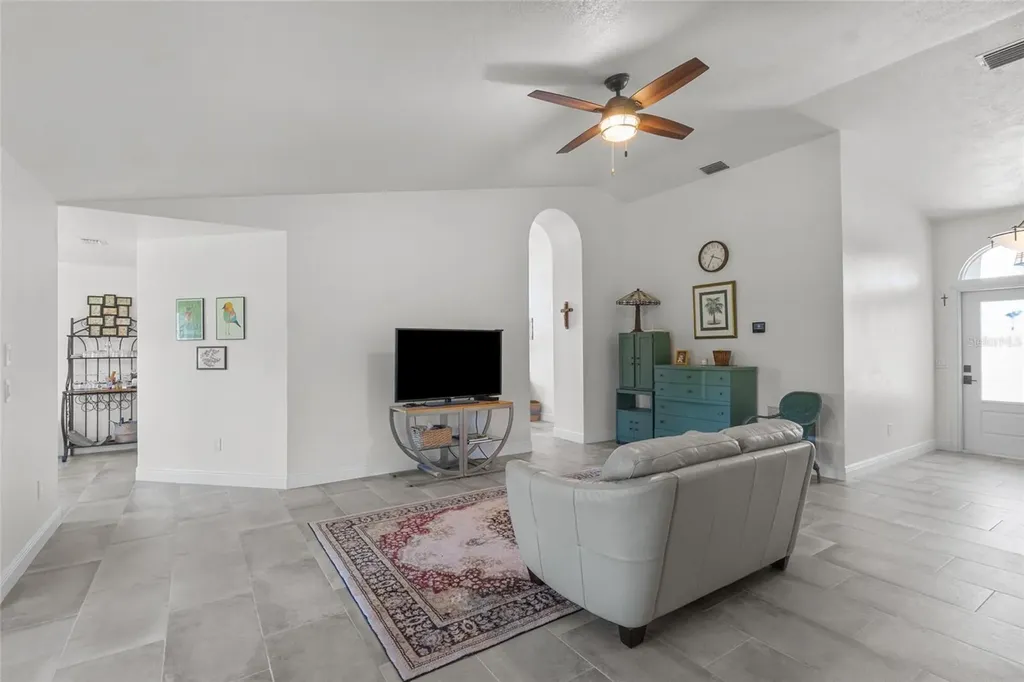 13384 Darnell Avenue Port Charlotte FL 33981