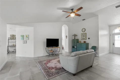 13384 Darnell Avenue Port Charlotte FL 33981