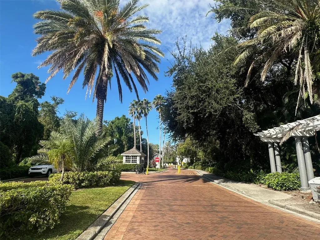 4356 S Kirkman Road Orlando FL 32811