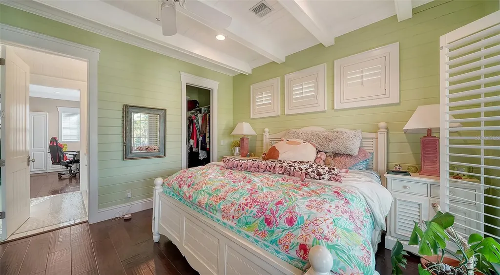 5309 Hidden Harbor Road Sarasota FL 34242