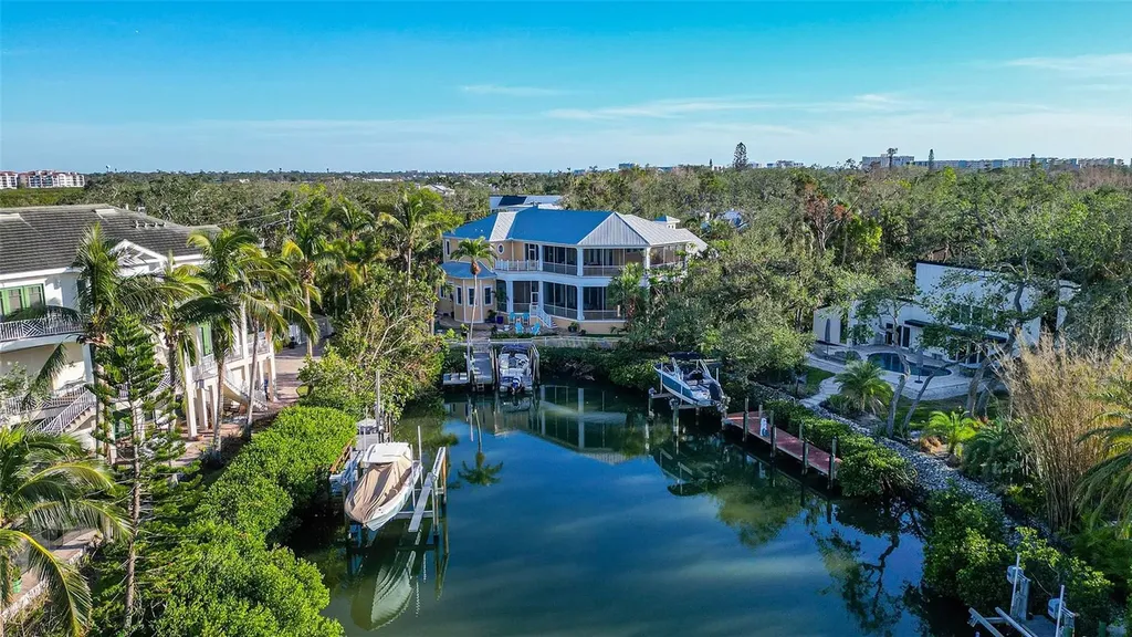 5309 Hidden Harbor Road Sarasota FL 34242