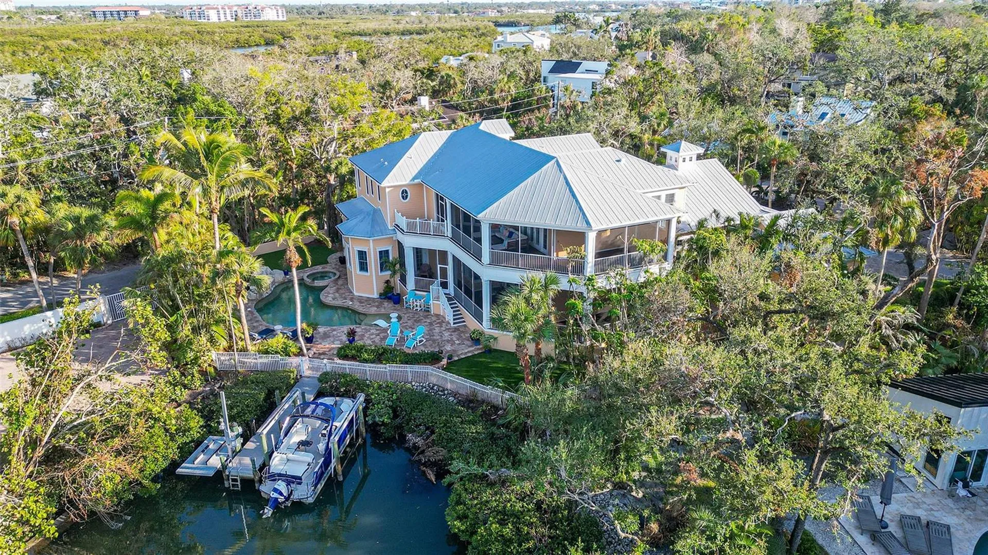 5309 Hidden Harbor Road Sarasota FL 34242
