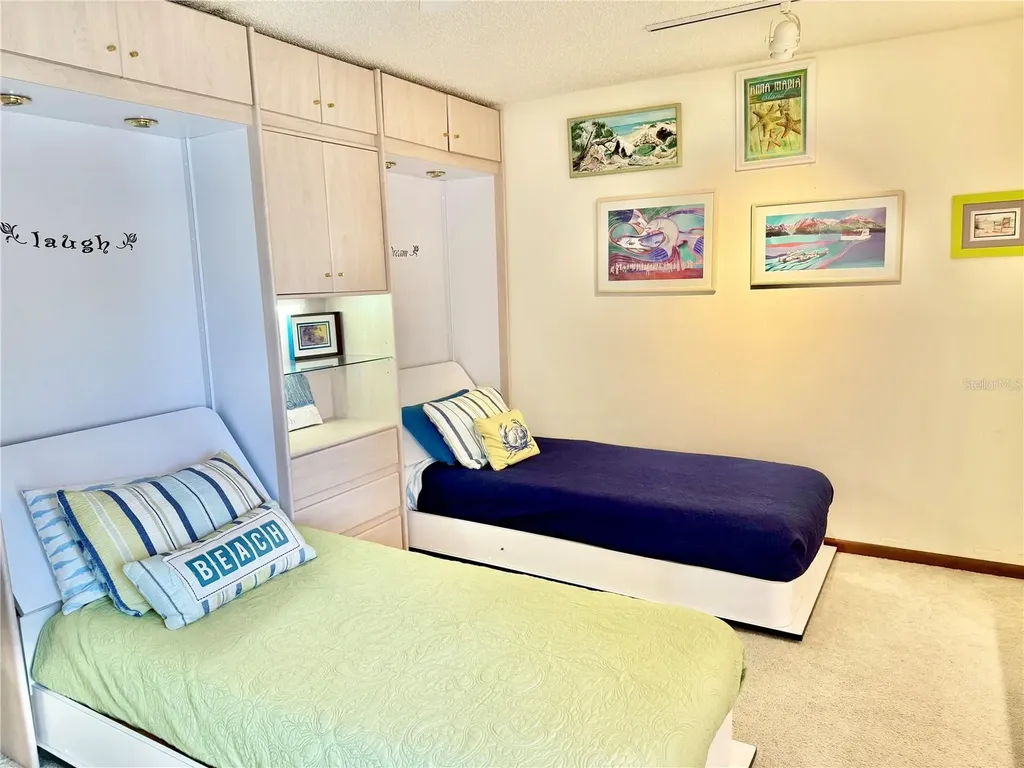 5808 Gulf Drive Holmes Beach FL 34217