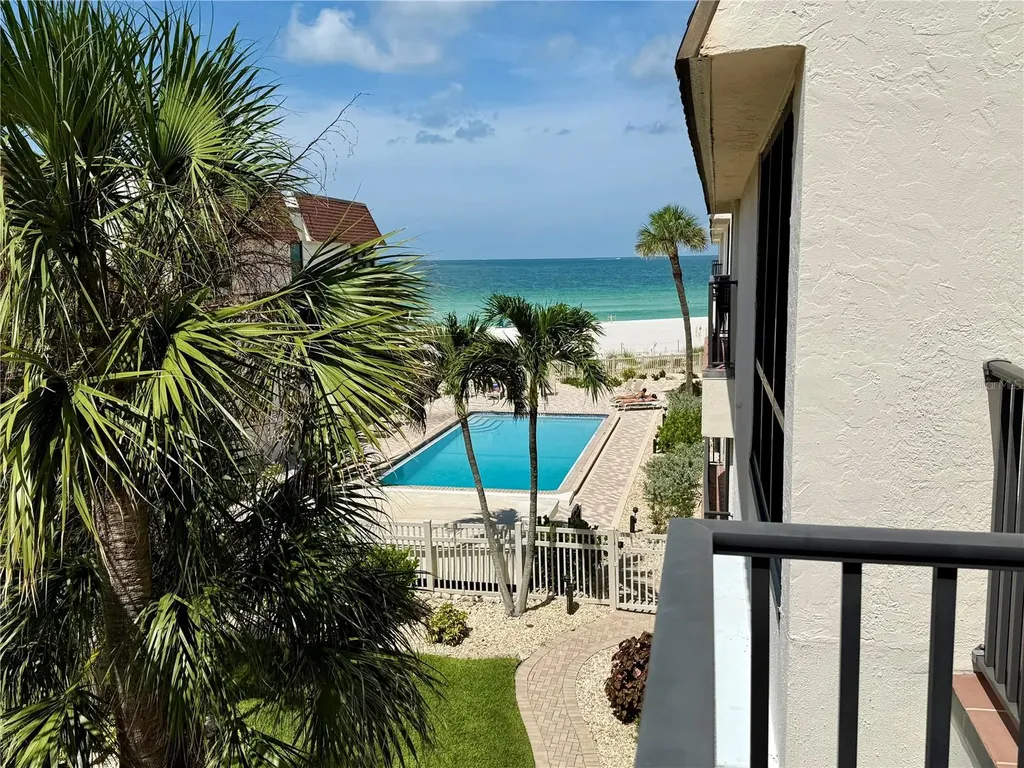 5808 Gulf Drive Holmes Beach FL 34217