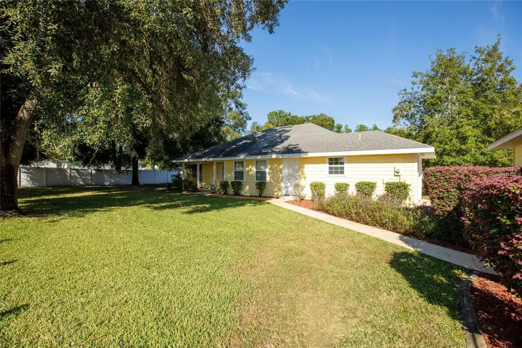 618 SE 44th Street Keystone Heights FL 32656