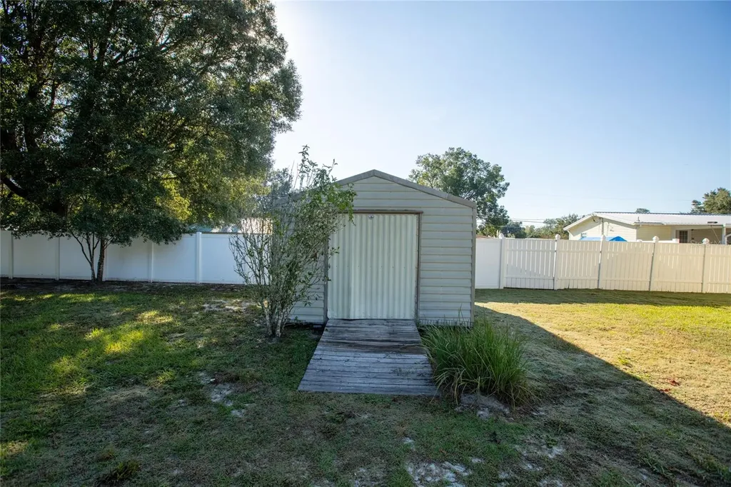 618 SE 44th Street Keystone Heights FL 32656