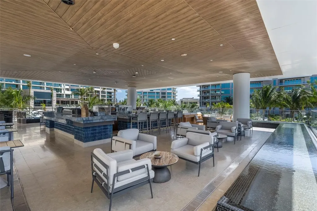 1591 Gulf Of Mexico Drive Longboat Key FL 34228