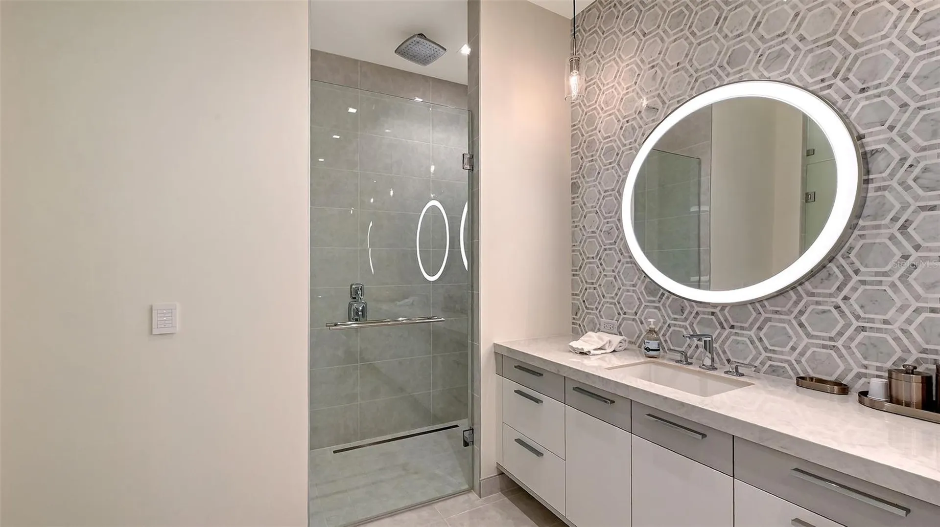 1591 Gulf Of Mexico Drive Longboat Key FL 34228