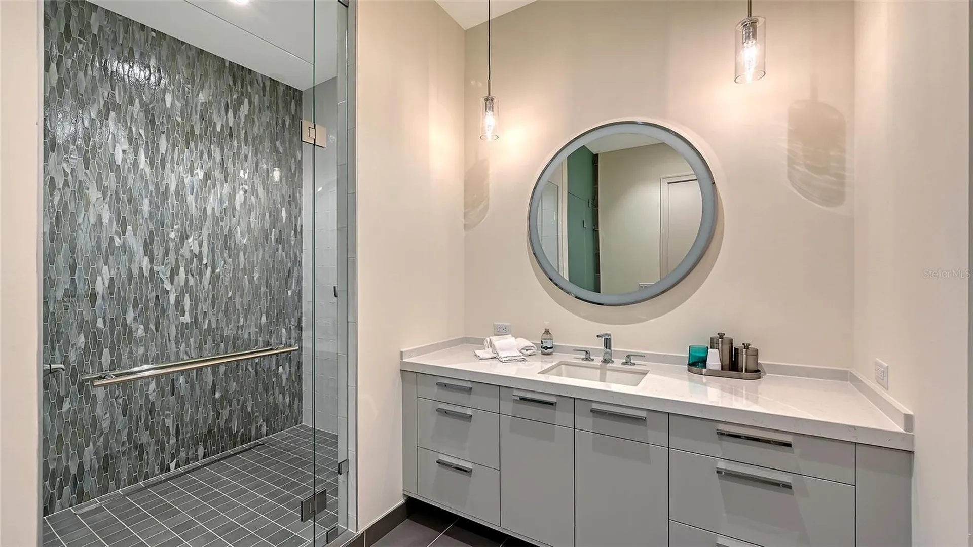 1591 Gulf Of Mexico Drive Longboat Key FL 34228