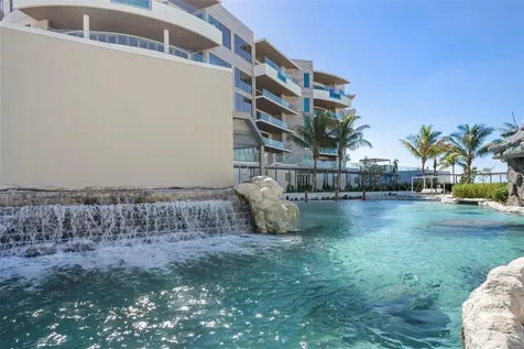 1591 Gulf Of Mexico Drive Longboat Key FL 34228