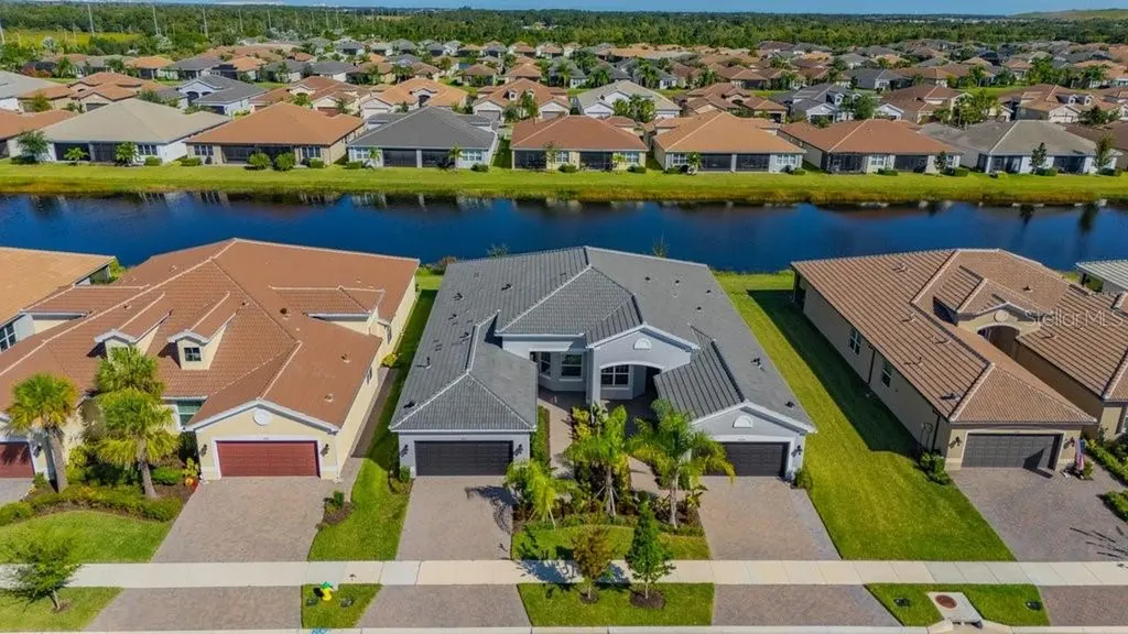 4922 Sienna Isles Avenue Wimauma FL 33598