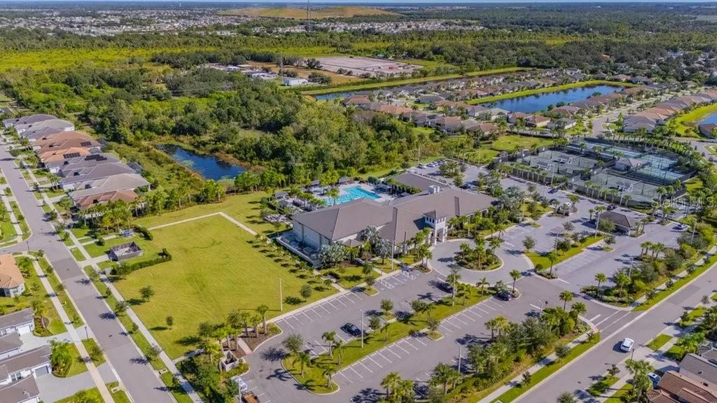 4922 Sienna Isles Avenue Wimauma FL 33598