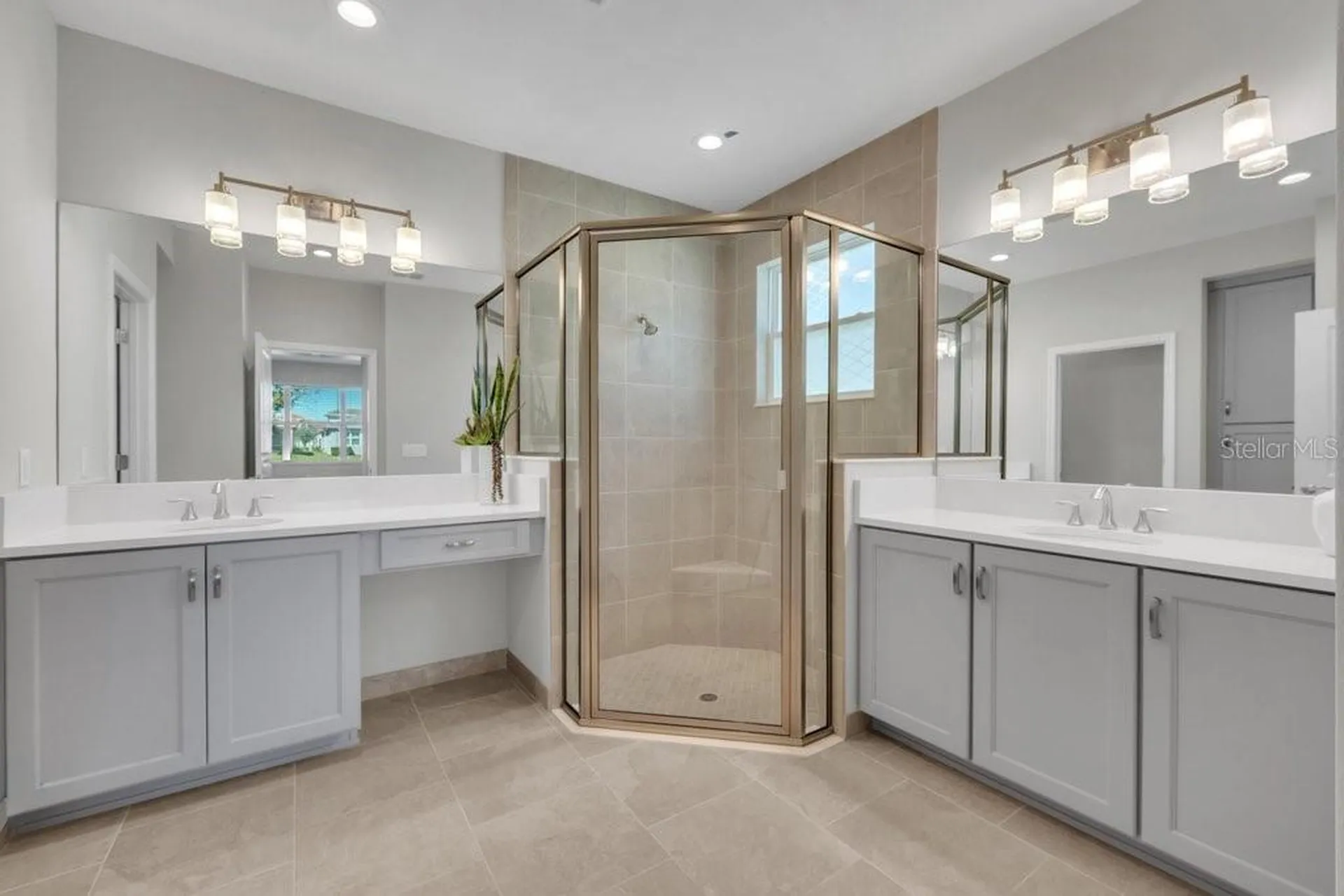 4922 Sienna Isles Avenue Wimauma FL 33598