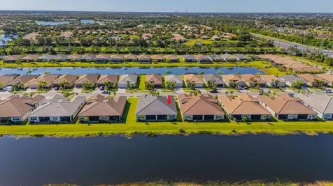 4922 Sienna Isles Avenue Wimauma FL 33598