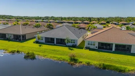 4922 Sienna Isles Avenue Wimauma FL 33598