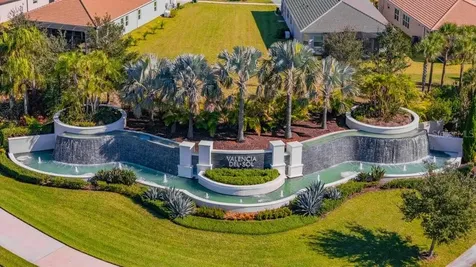 4922 Sienna Isles Avenue Wimauma FL 33598