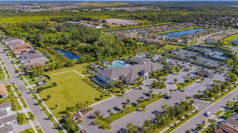 4922 Sienna Isles Avenue Wimauma FL 33598