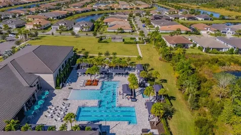 4922 Sienna Isles Avenue Wimauma FL 33598