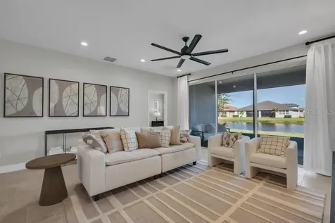 4922 Sienna Isles Avenue Wimauma FL 33598
