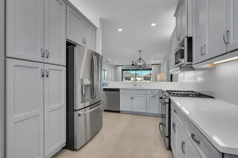 4922 Sienna Isles Avenue Wimauma FL 33598