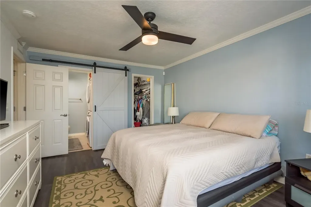 720 Lyndhurst Street Dunedin FL 34698