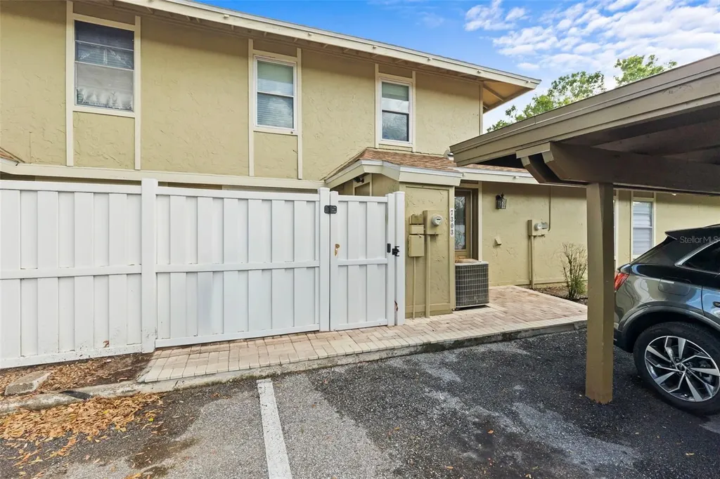 7303 Los Padres Court Tampa FL 33634