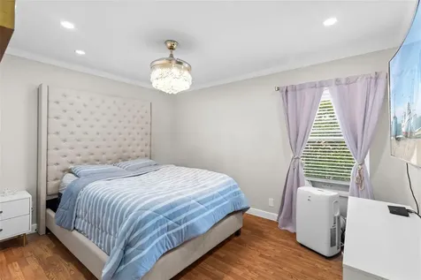 7303 Los Padres Court Tampa FL 33634