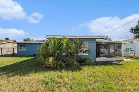 1175 62nd Place S St Petersburg FL 33705