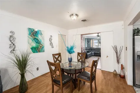 1175 62nd Place S St Petersburg FL 33705