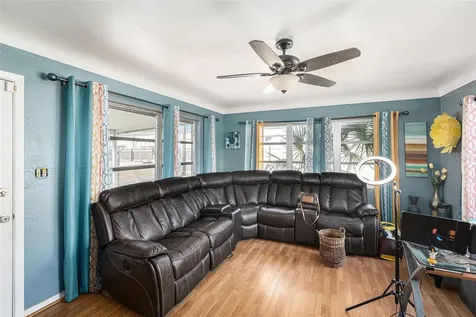 1175 62nd Place S St Petersburg FL 33705