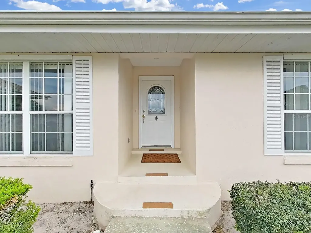 2130 Saxon Lane Lakeland FL 33810